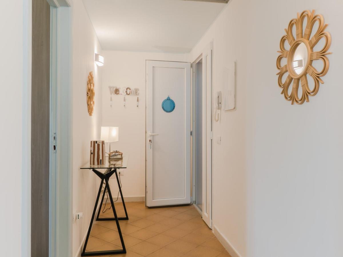 Squinzano Salento 4 Stars - Blue & Yellow מראה חיצוני תמונה
