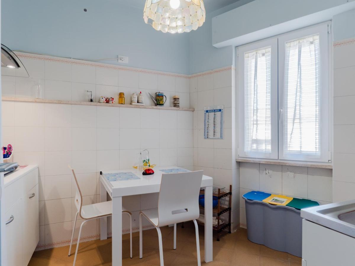 Squinzano Salento 4 Stars - Blue & Yellow מראה חיצוני תמונה