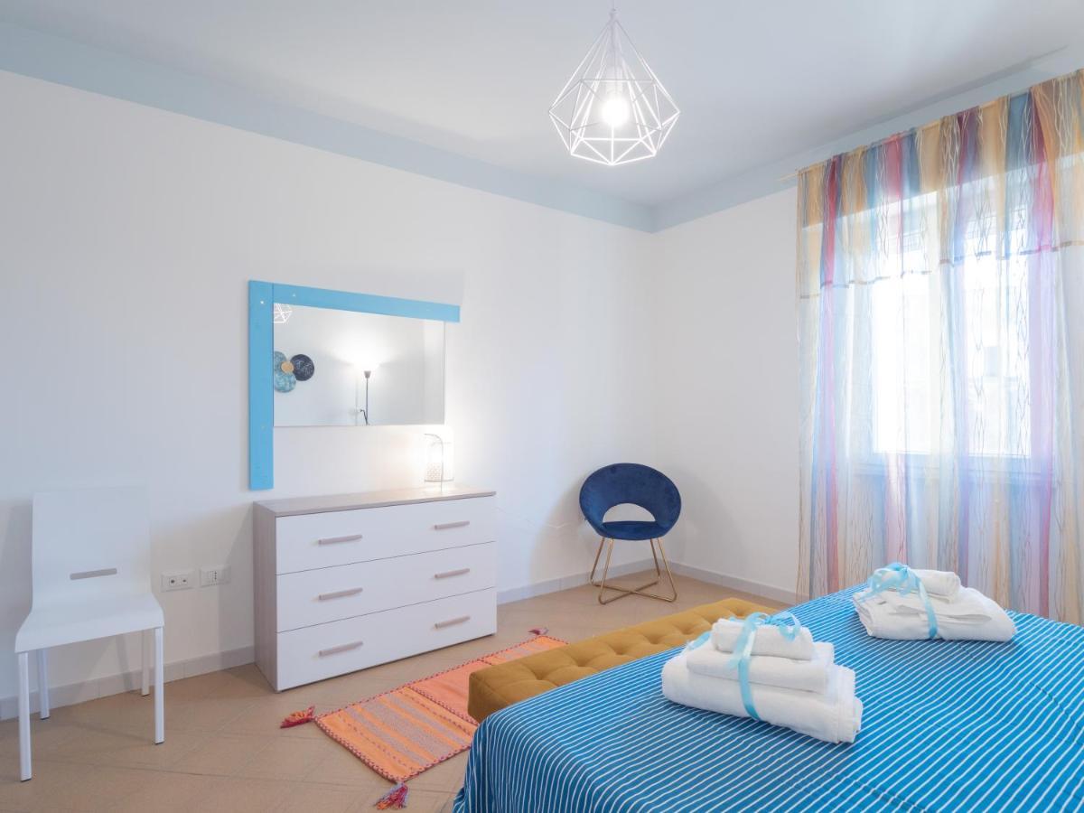 Squinzano Salento 4 Stars - Blue & Yellow מראה חיצוני תמונה